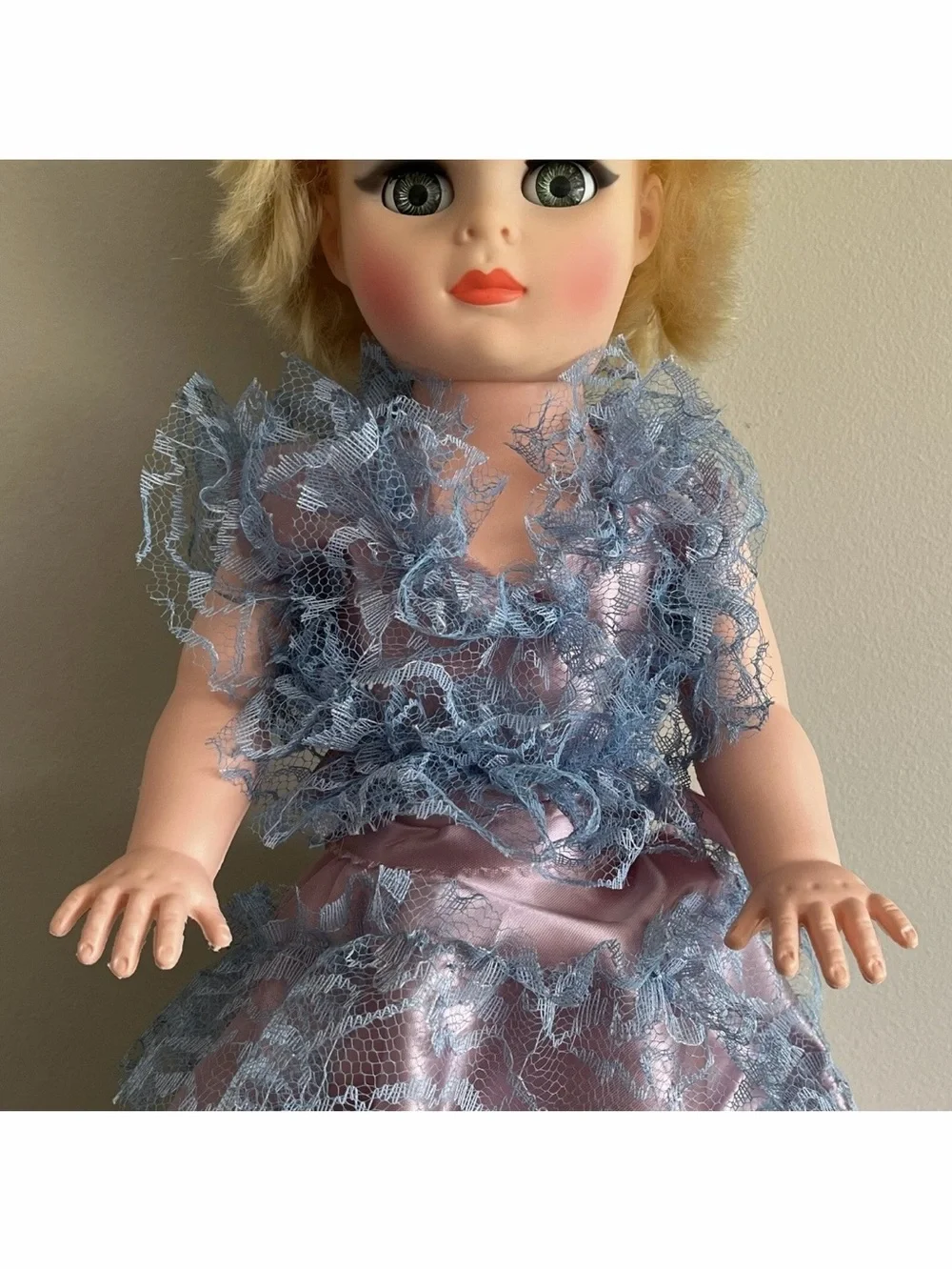 SD Doll Vintage 1950s Purple Dress Blue Lace Sleepy Eyes Jointed 23 Inch